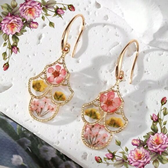 Preserved Dried Flower Drop Dangle Earrings, - Picture 1 of 9